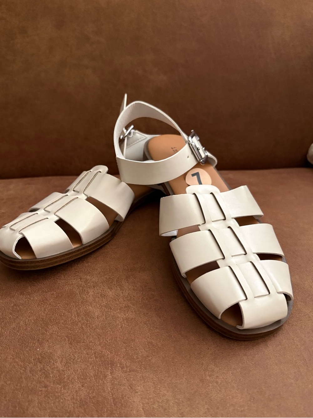 Indigo Rd. Sandals.  Off White. Size 7. NWT.